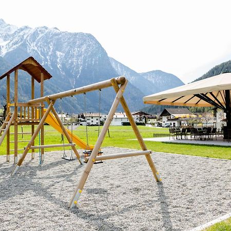 Hotel Jaegerhof Оец Екстериор снимка