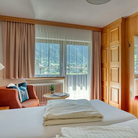 Hotel Jaegerhof Оец Екстериор снимка