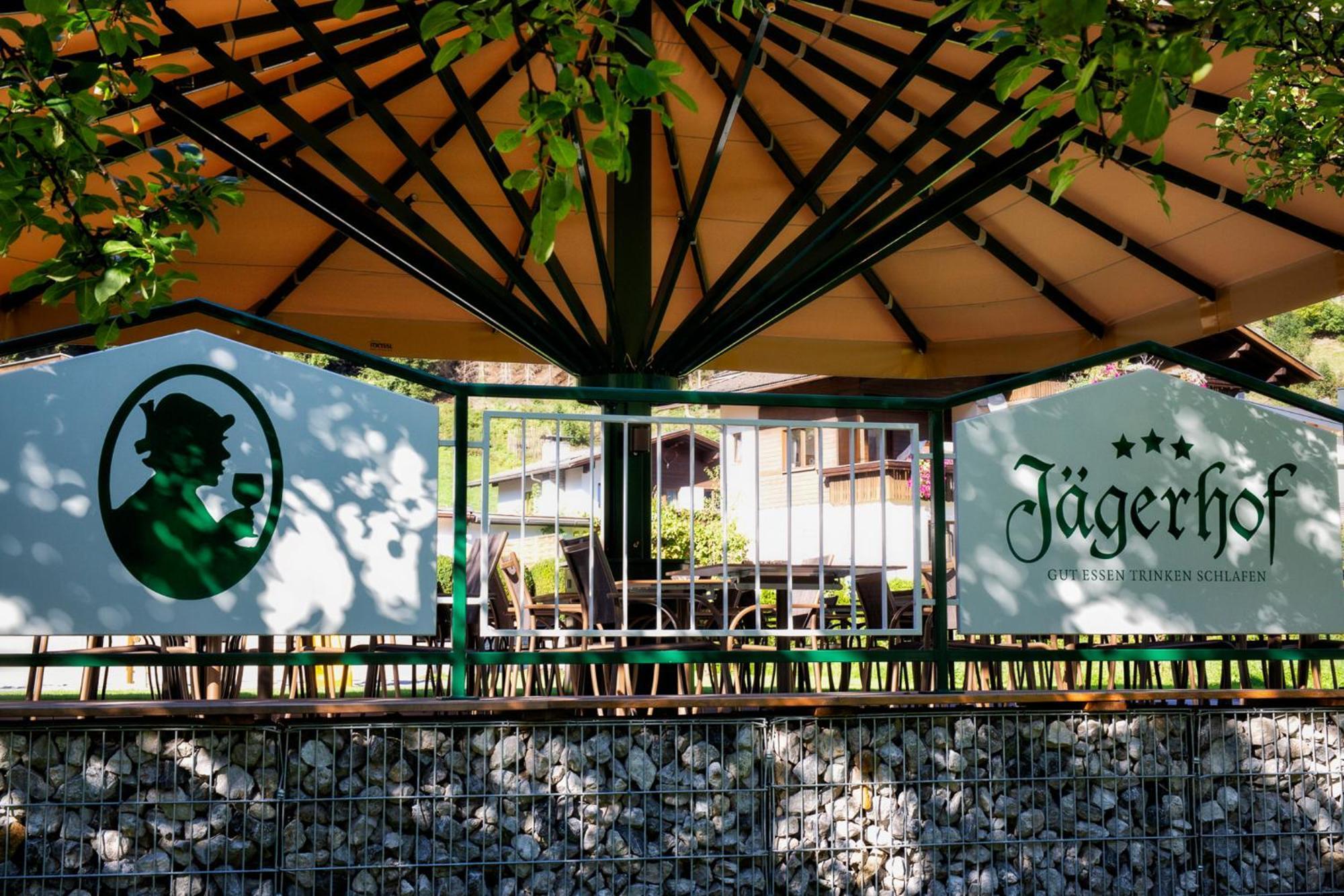Hotel Jaegerhof Оец Екстериор снимка