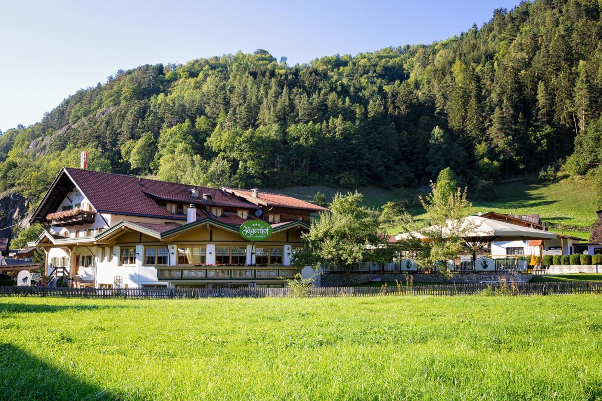 Hotel Jaegerhof Оец Екстериор снимка