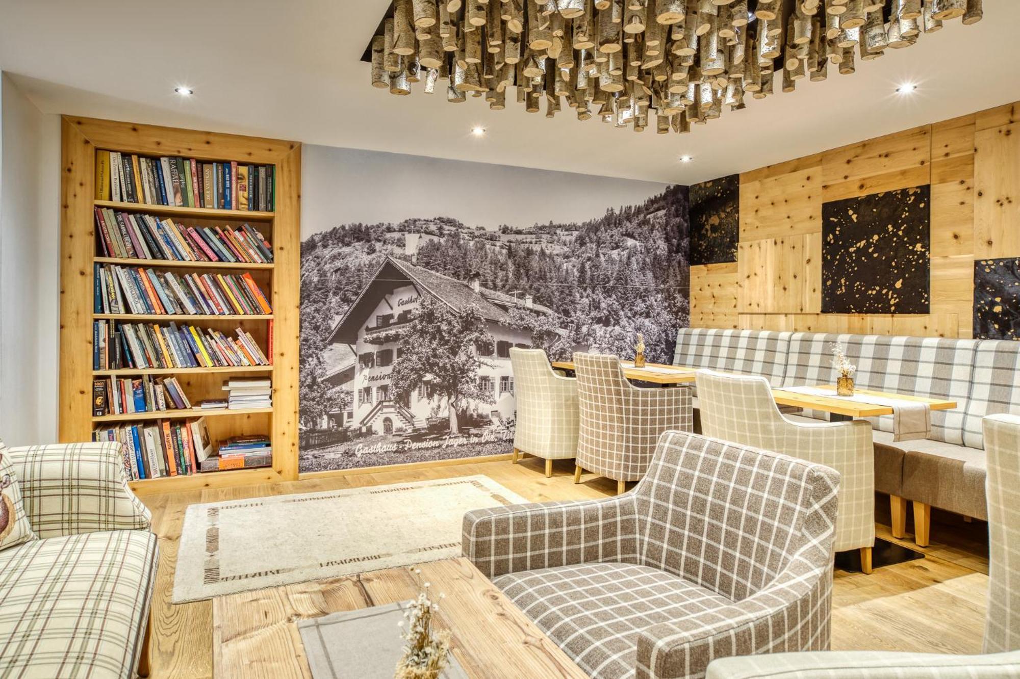 Hotel Jaegerhof Оец Екстериор снимка