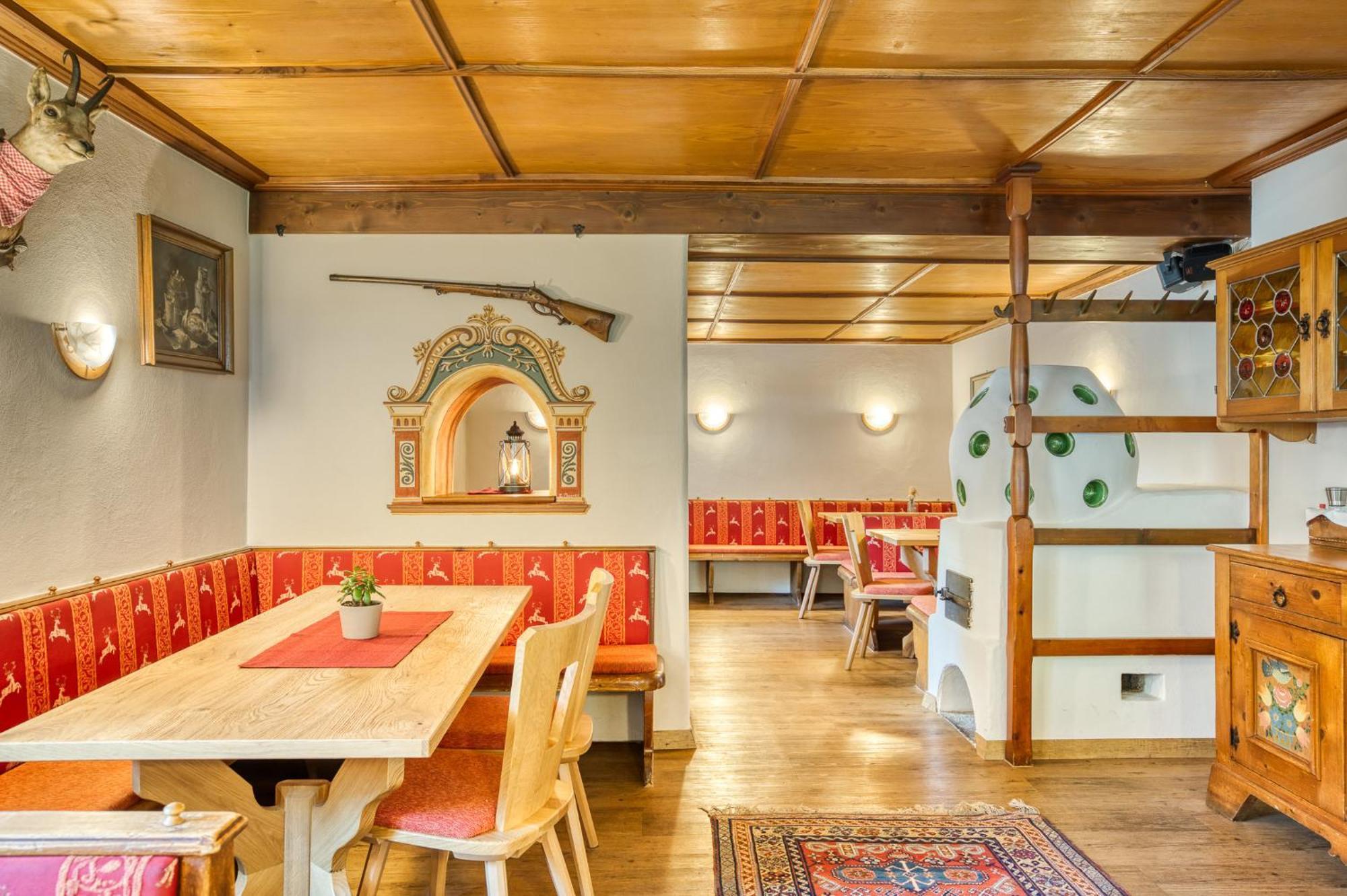 Hotel Jaegerhof Оец Екстериор снимка