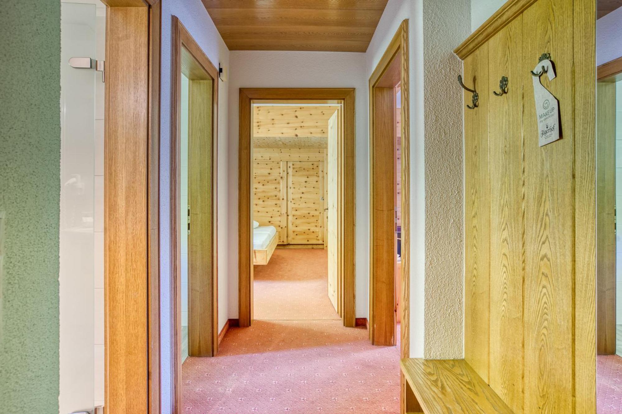 Hotel Jaegerhof Оец Стая снимка